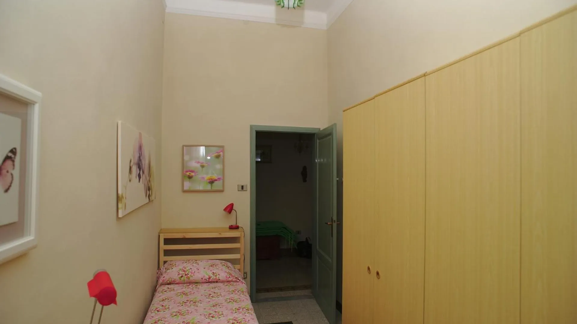 Lovely Holiday Home In Montefiridolfi With Hill View 0*,  Italy