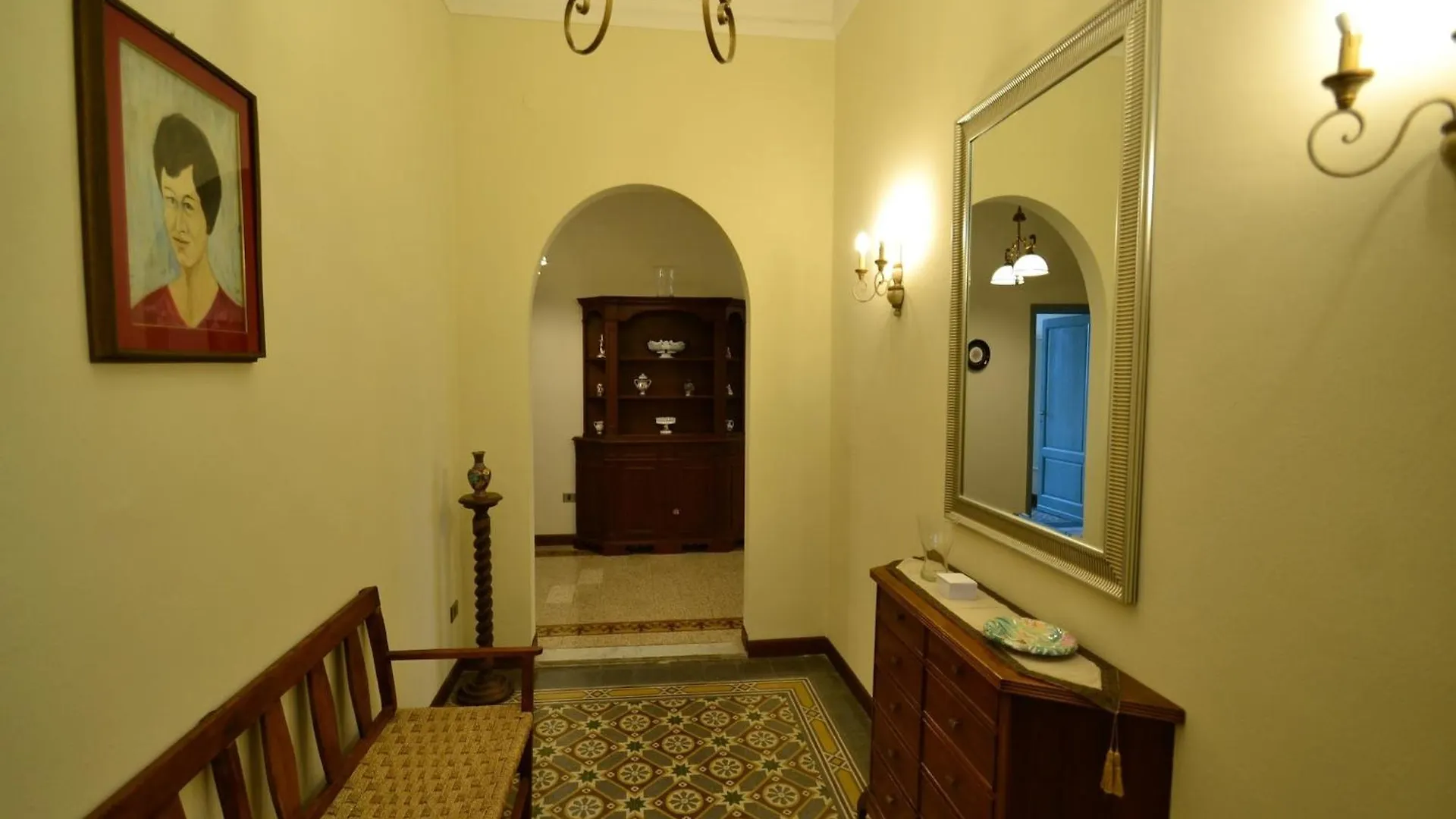 Lovely Holiday Home In Montefiridolfi With Hill View Italy
