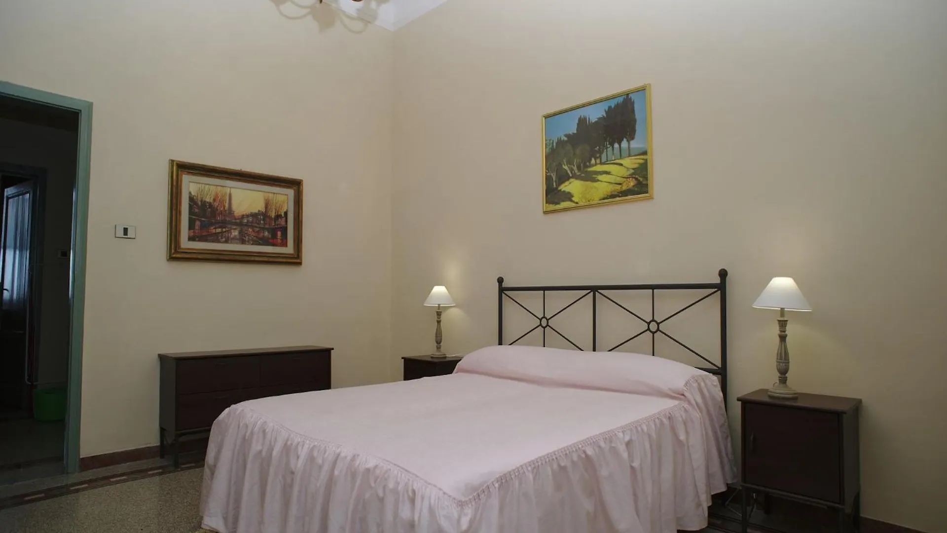 Lovely Holiday Home In Montefiridolfi With Hill View 0*,  Italy